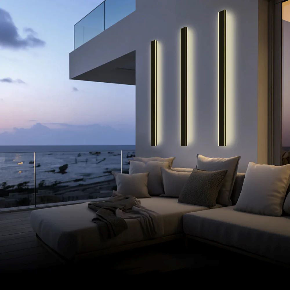 Silex Linear Outdoor Wall Lamp - product image 3