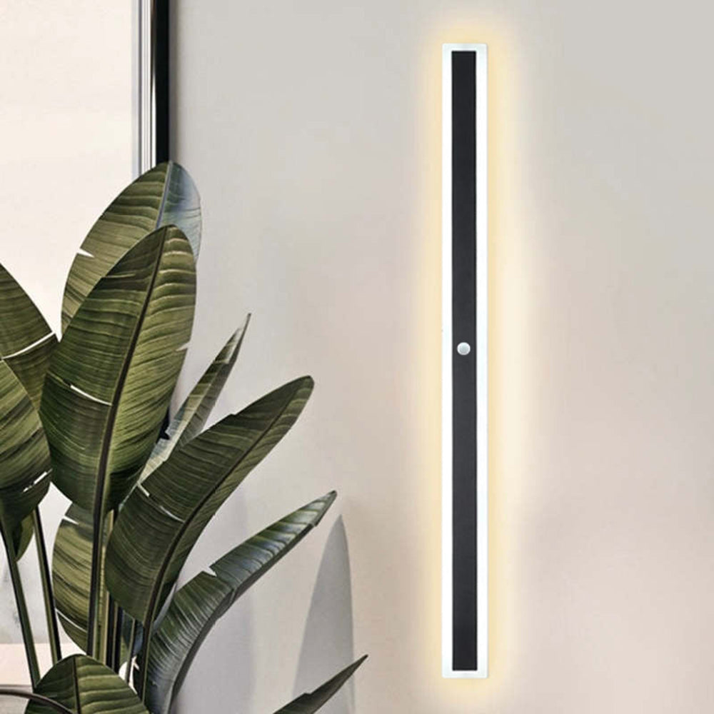 Vynn Linear Outdoor Wall Lamp - product image 22
