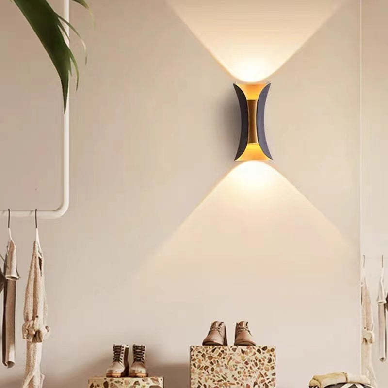 Noxel Curved Outdoor Wall Mounted Led Lamp - product image 12